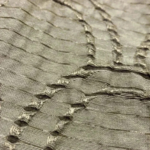 Vera Wang NWOT Fitted Blazer Unique Textured  Fabric 2 Pockets - Picture 7 of 10